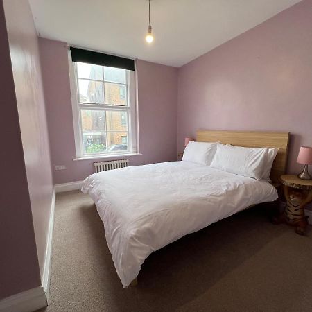 Dover Town Apartments Private 2 Bed Garden Flat For Up To 6 Guests المظهر الخارجي الصورة
